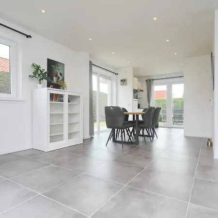 Дом отдыха Chateau *